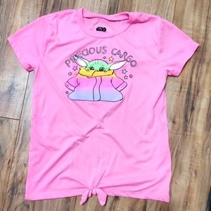 Star Wars The MANDALORIAN Baby Yoda "Precious Cargo" T-Shirt Pink Retro Style